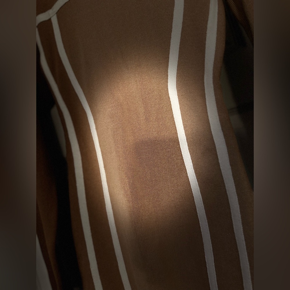 Elegant Tan and White Women's Dress - Picture 2 of 9